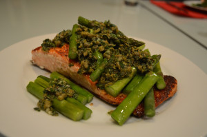 Salmon with asparagus in lime vinaigrette