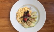 Fluffy Scrambled Eggs with a Side of Fruit
