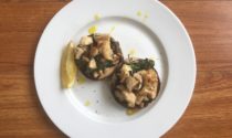 Spinach & Chicken Stuffed Mushrooms
