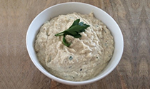 cauliflower-hummus1-e1420156256774